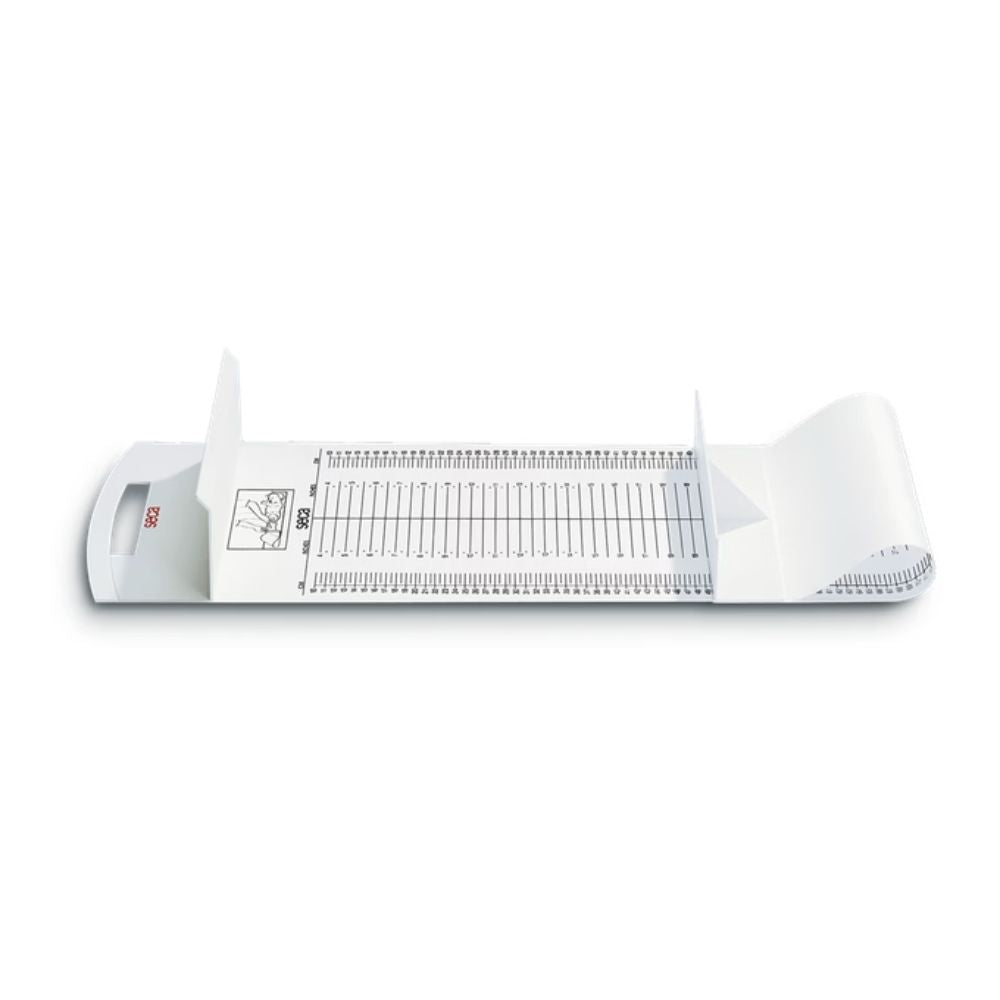 Tallímetro para bebé con escala de medición y base blanca