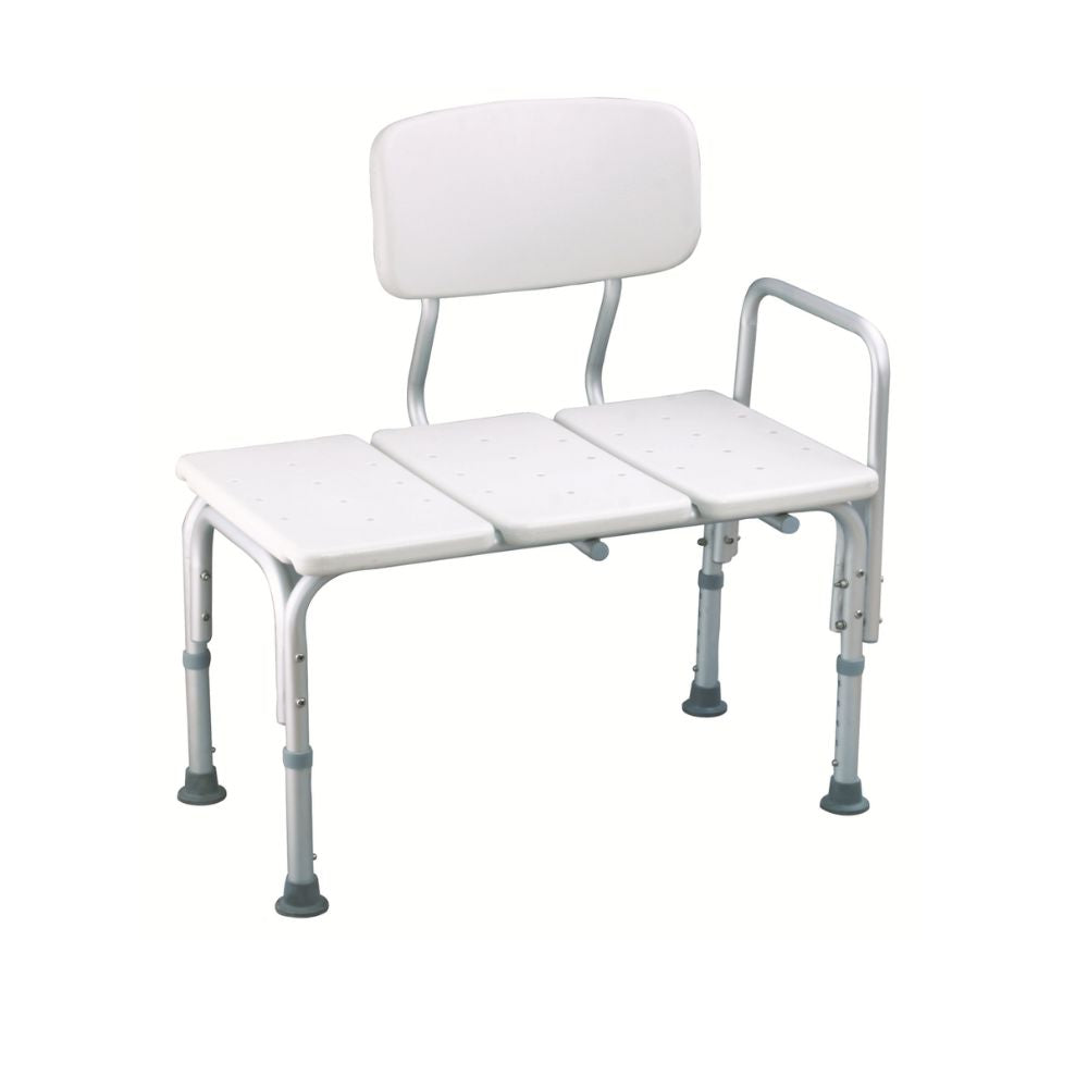 Banqueta de transferencia blanca con respaldo acolchado, asiento y barandas