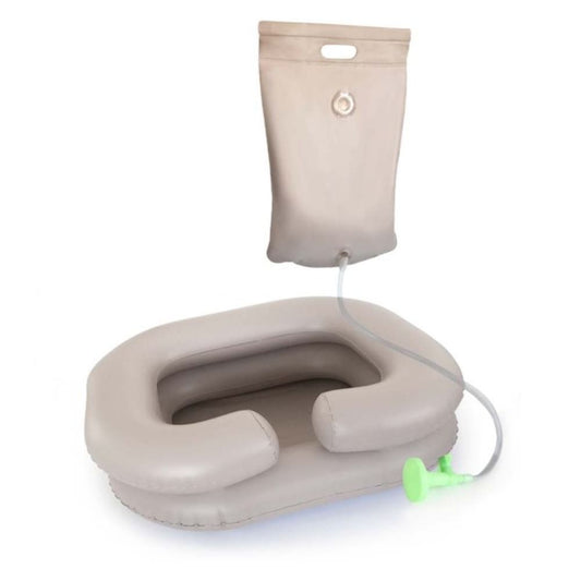 Lavapelo inflable beige con ducha: bolsa con válvula y manguera, cuello acolchado para el lavado